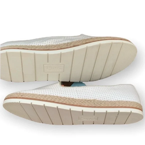 Cliffs Slip-on Shoes - Picture 3 of 3